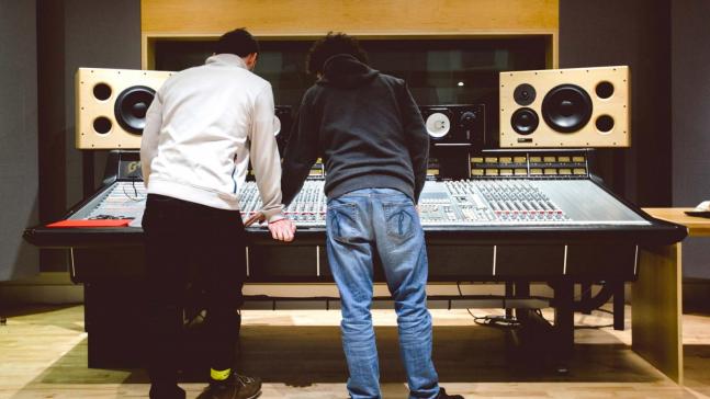 Bankstock studio